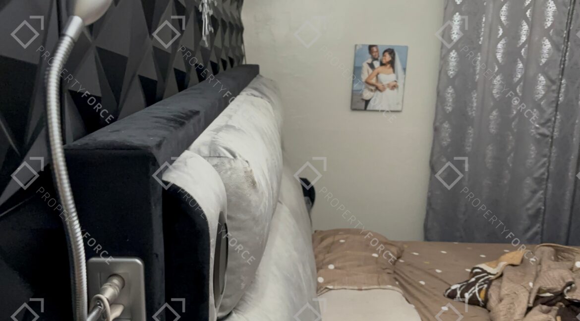 2121 Longwood Rd West Palm Beach, FL 33409 (67)