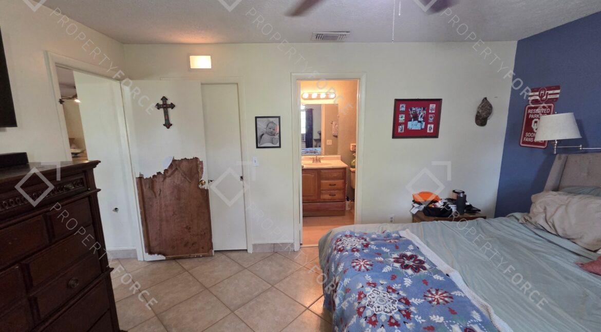 2526 SW Grotto Cir, Port St. Lucie, FL 34953 (20)