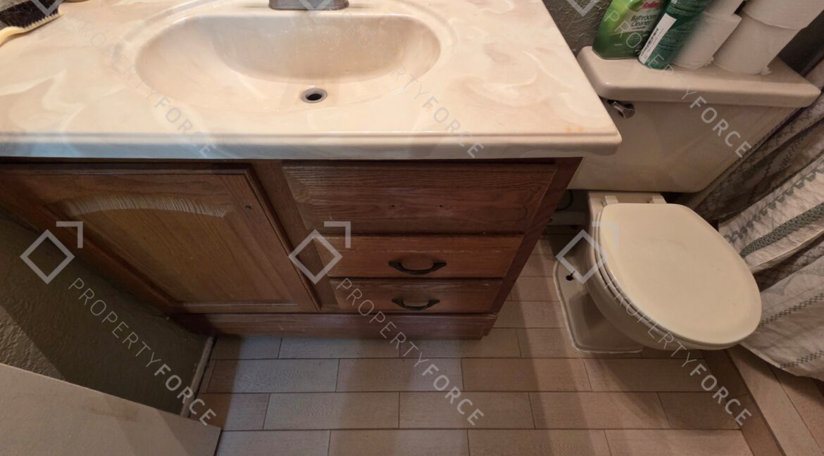 2526 SW Grotto Cir, Port St. Lucie, FL 34953 (21)