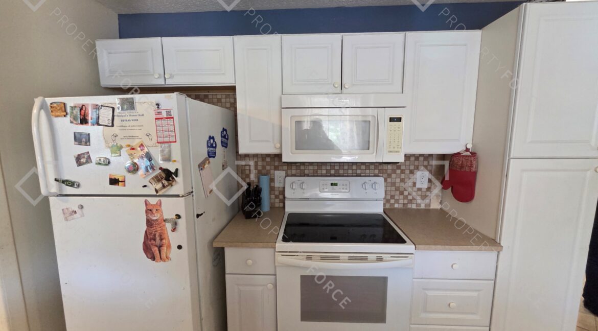 2526 SW Grotto Cir, Port St. Lucie, FL 34953 (25)