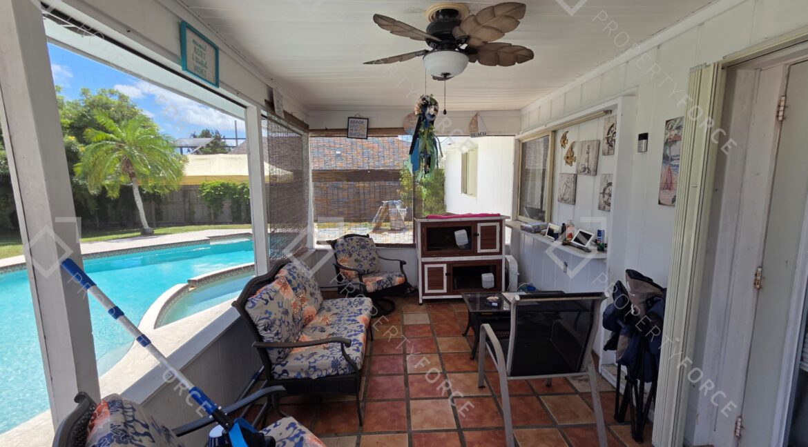 2526 SW Grotto Cir, Port St. Lucie, FL 34953 (45)