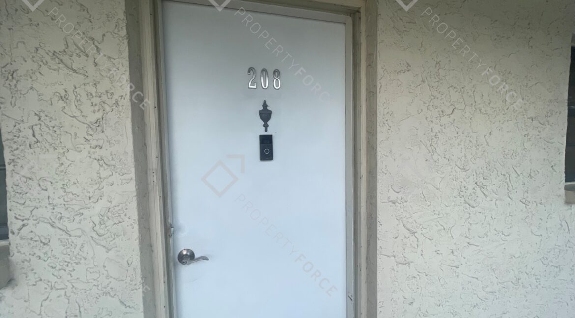 5245 Amulet Dr #208 New Port Richey, FL 34652- (6)