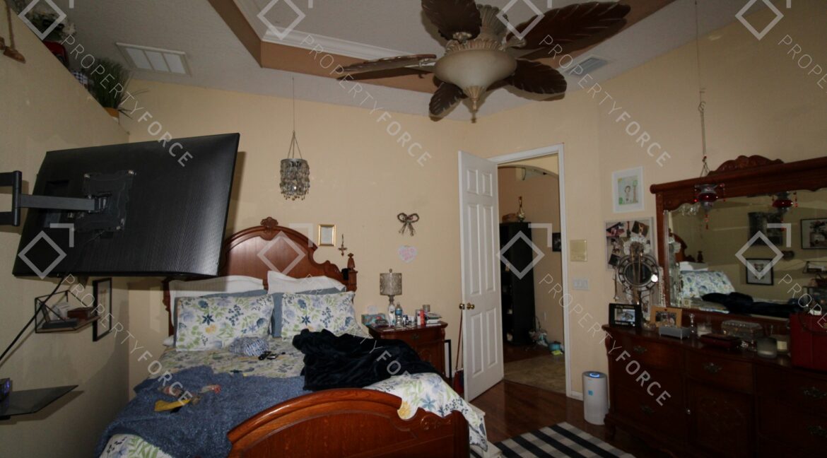 7830 Harbor Bridge Blvd New Port Richey, FL 34654 (23)