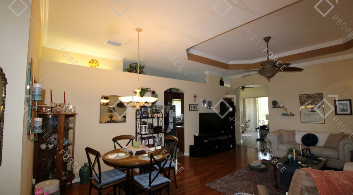 7830 Harbor Bridge Blvd New Port Richey, FL 34654 (7)