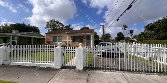 1540 NW 45th St Miami, FL 33142
