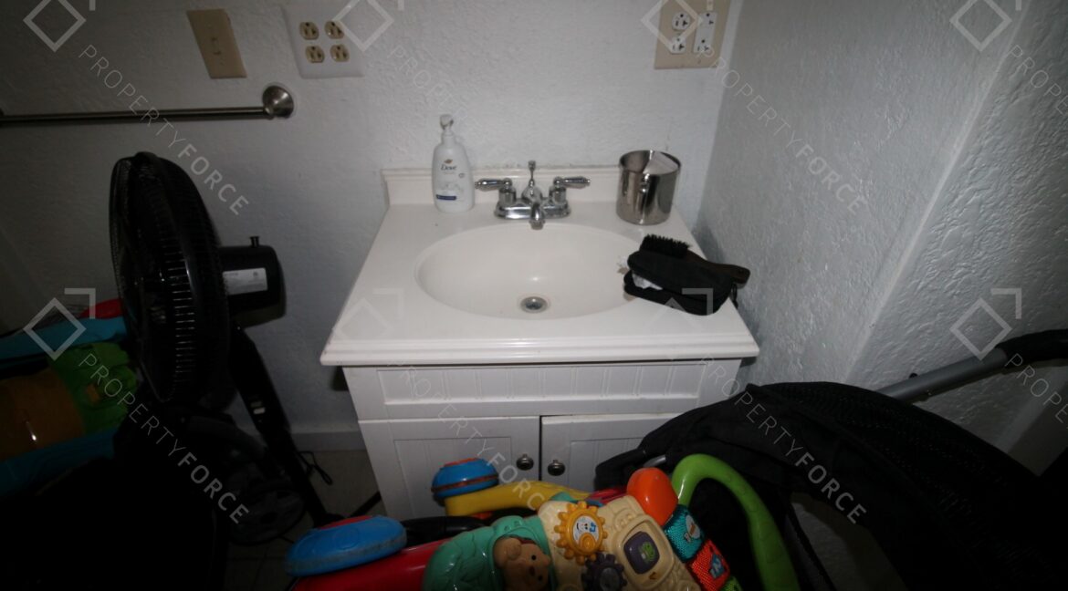 107B Lake Elizabeth Dr, Winter Haven, FL 33884 (48)