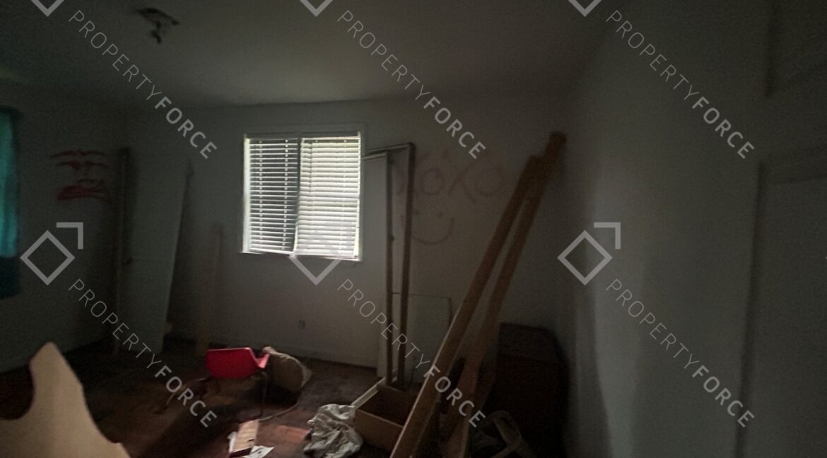 1675 Pepper Dr, Tallahassee, FL 32304 (31)