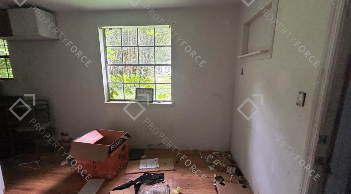 1675 Pepper Dr, Tallahassee, FL 32304 (36)