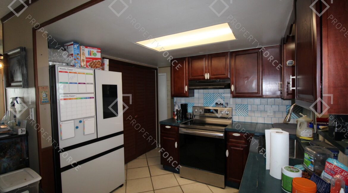 8200 Hixton Dr, Port Richey, FL 34668 (13)