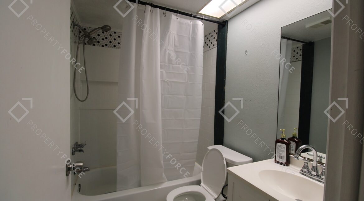 8200 Hixton Dr, Port Richey, FL 34668 (14)
