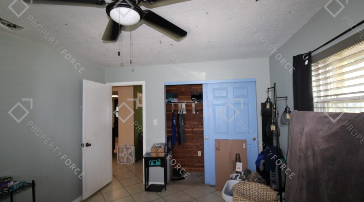 8200 Hixton Dr, Port Richey, FL 34668 (23)