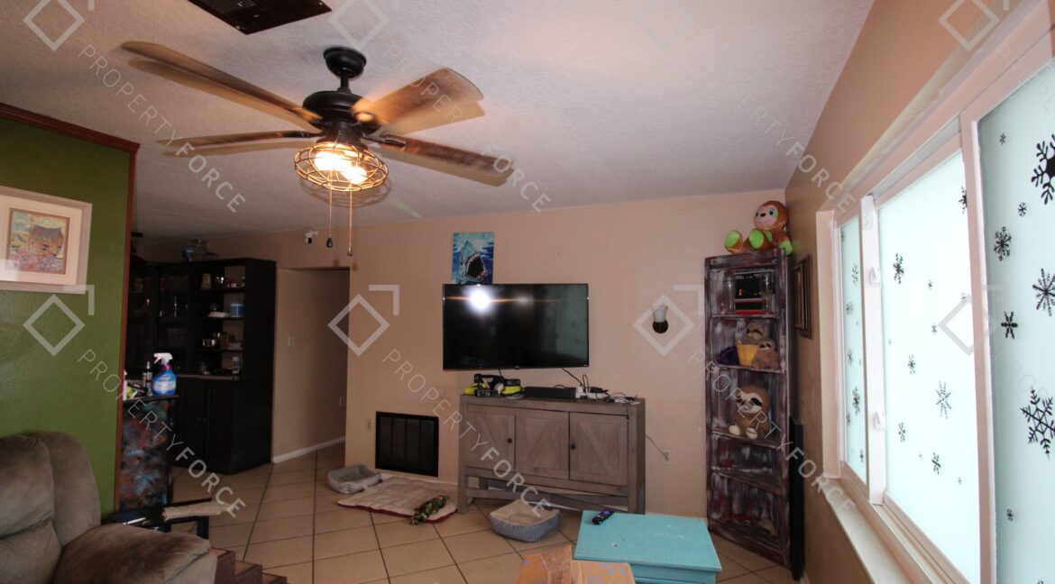 8200 Hixton Dr, Port Richey, FL 34668 (5)