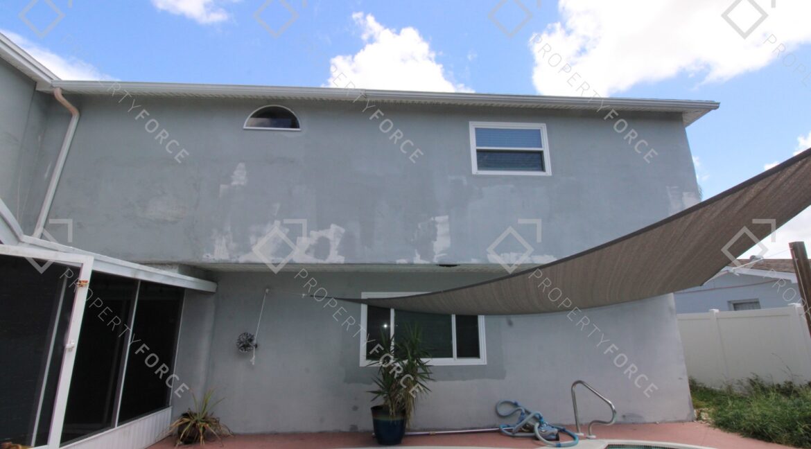 8200 Hixton Dr, Port Richey, FL 34668 (74)