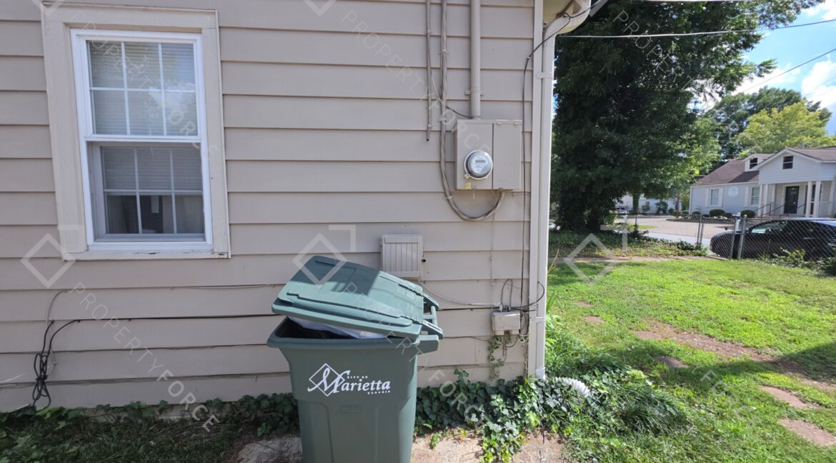 129 Merritt St SE Marietta, GA 30060 (12)