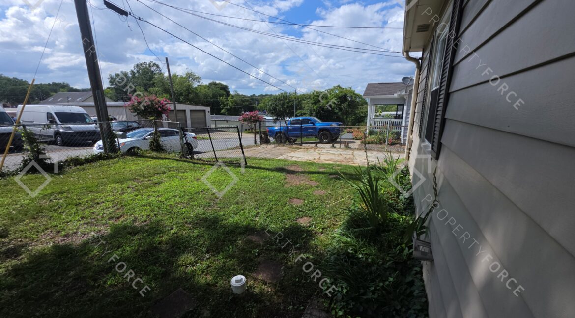 129 Merritt St SE Marietta, GA 30060 (21)