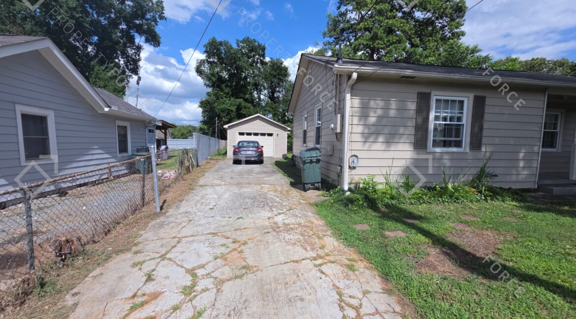 129 Merritt St SE Marietta, GA 30060 (22)