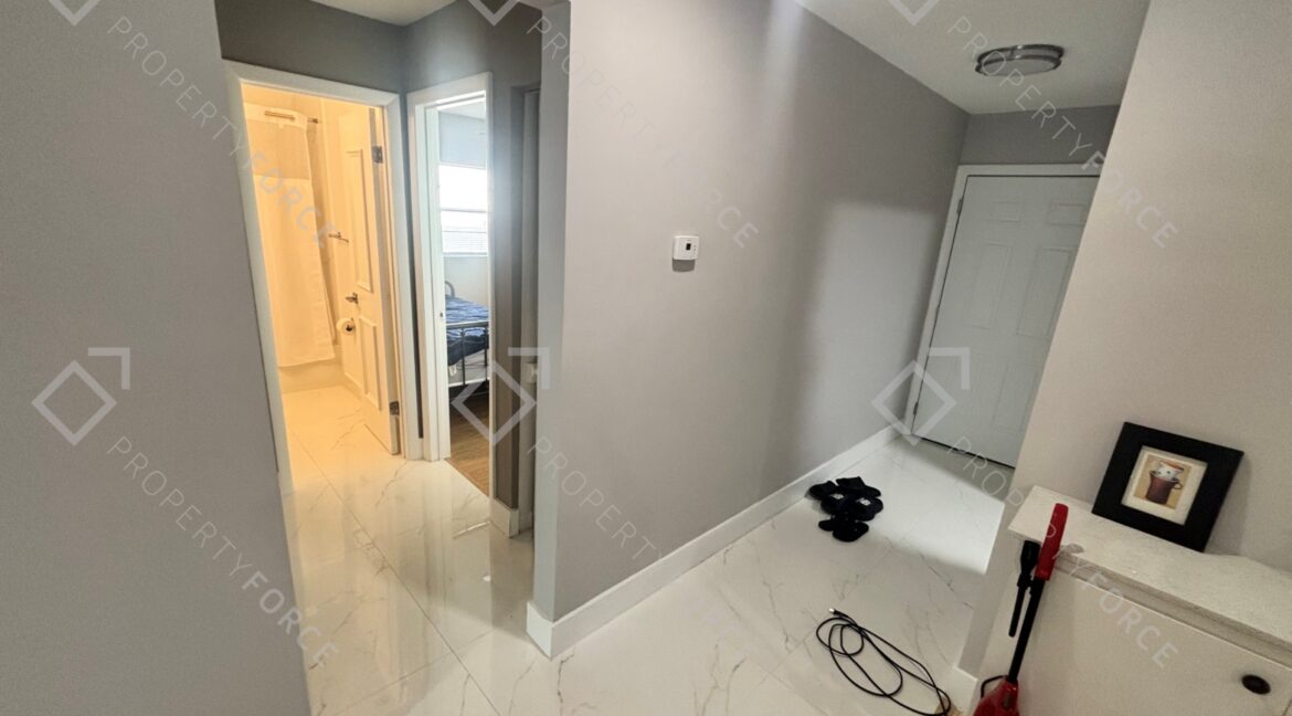 4110 NW 88th Ave #205 Coral Springs, FL 33065 (35)