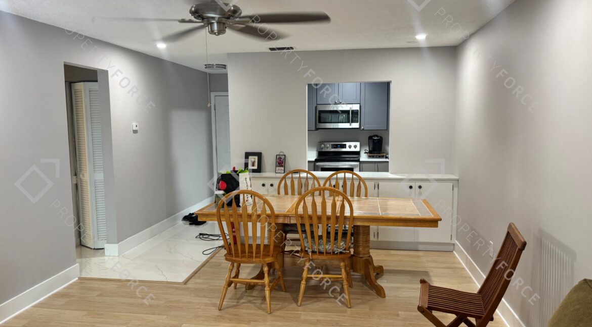 4110 NW 88th Ave #205 Coral Springs, FL 33065 (43)
