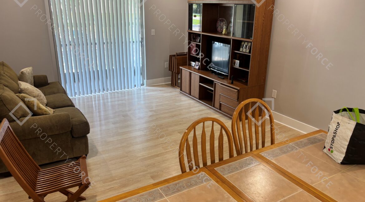 4110 NW 88th Ave #205 Coral Springs, FL 33065 (45)