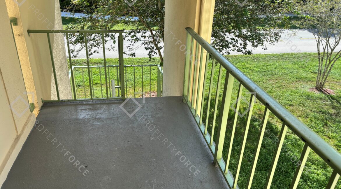 4110 NW 88th Ave #205 Coral Springs, FL 33065 (9)