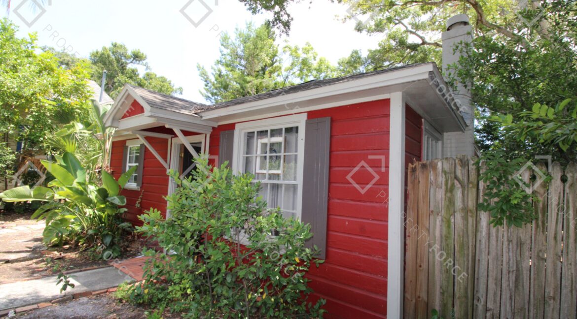 4936 4th Ave N, Saint Petersburg, FL 33710 (61)