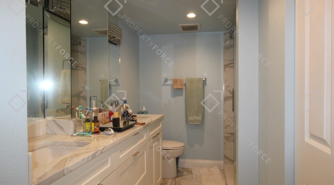 5775 Park St N APT 402, Saint Petersburg, FL 33709 (57)