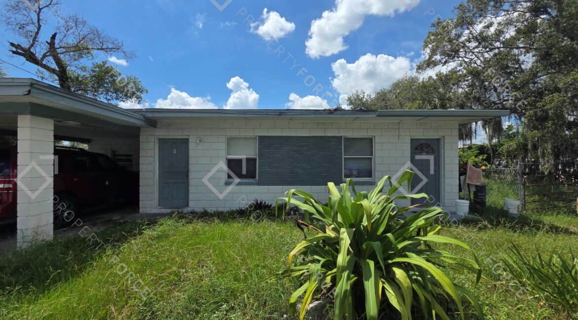 113 S 17th St Fort Pierce, FL 34950 (1)