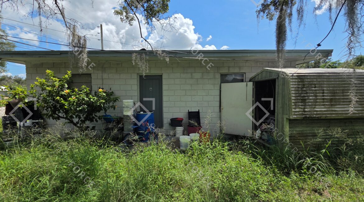 113 S 17th St Fort Pierce, FL 34950 (39)