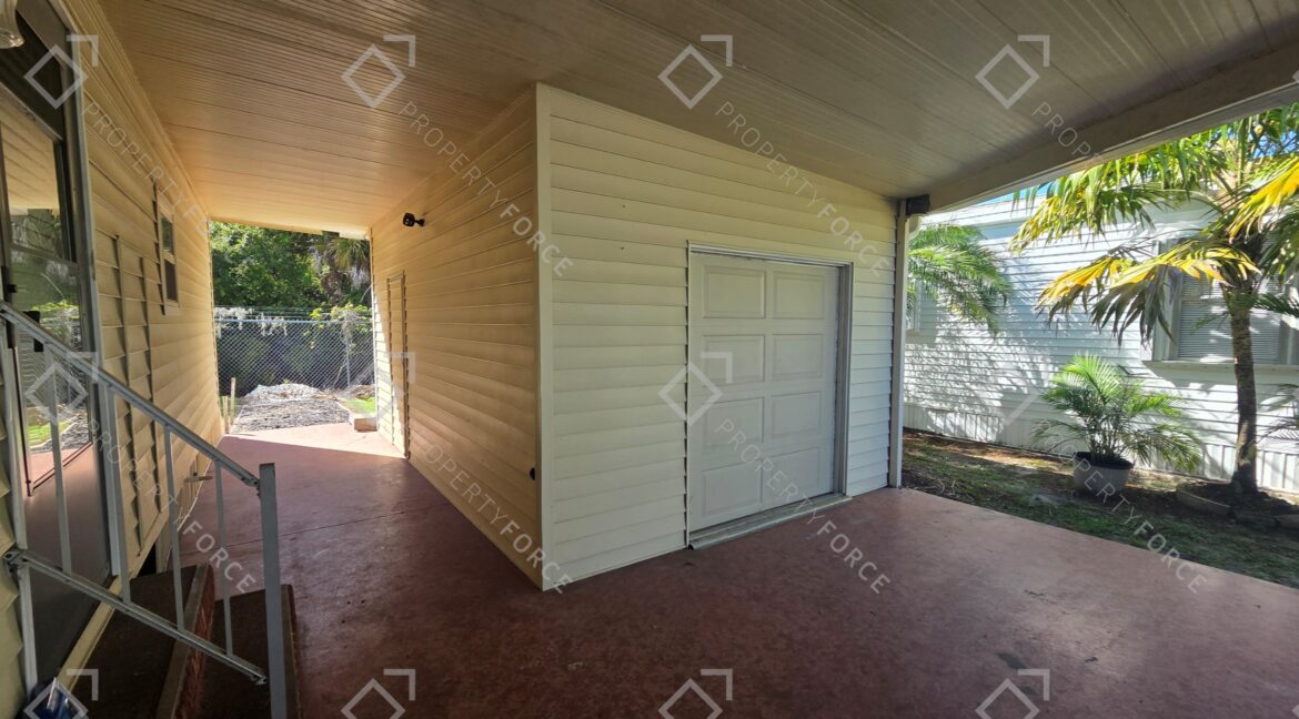 378 Nicklaus Blvd, North Fort Myers, FL 33903 (22)