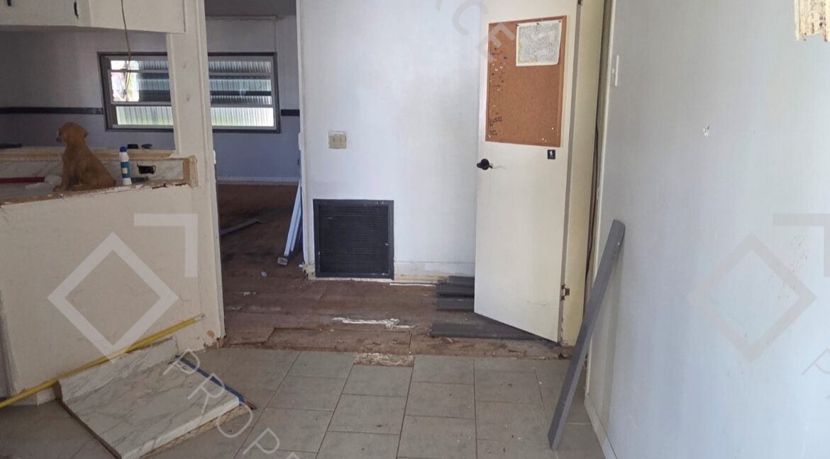 378 Nicklaus Blvd, North Fort Myers, FL 33903 (23)