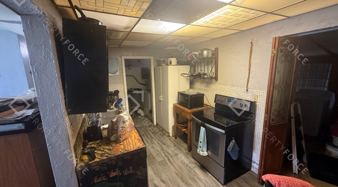 1020 NE 212 Ter-32