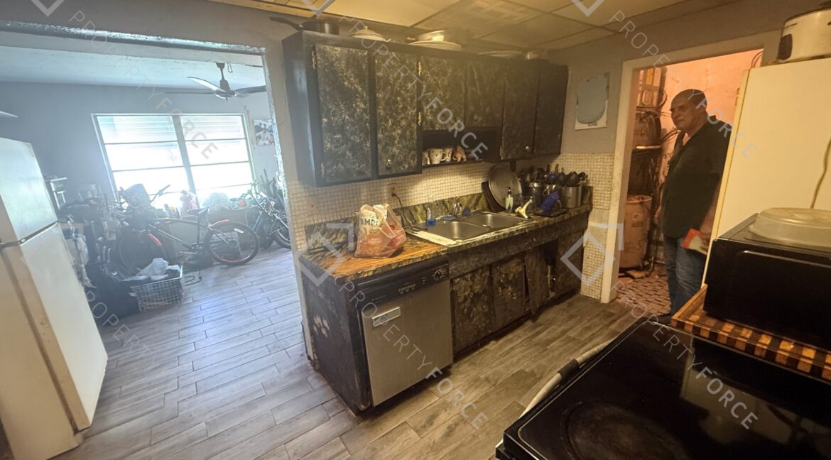 1020 NE 212 Ter-61