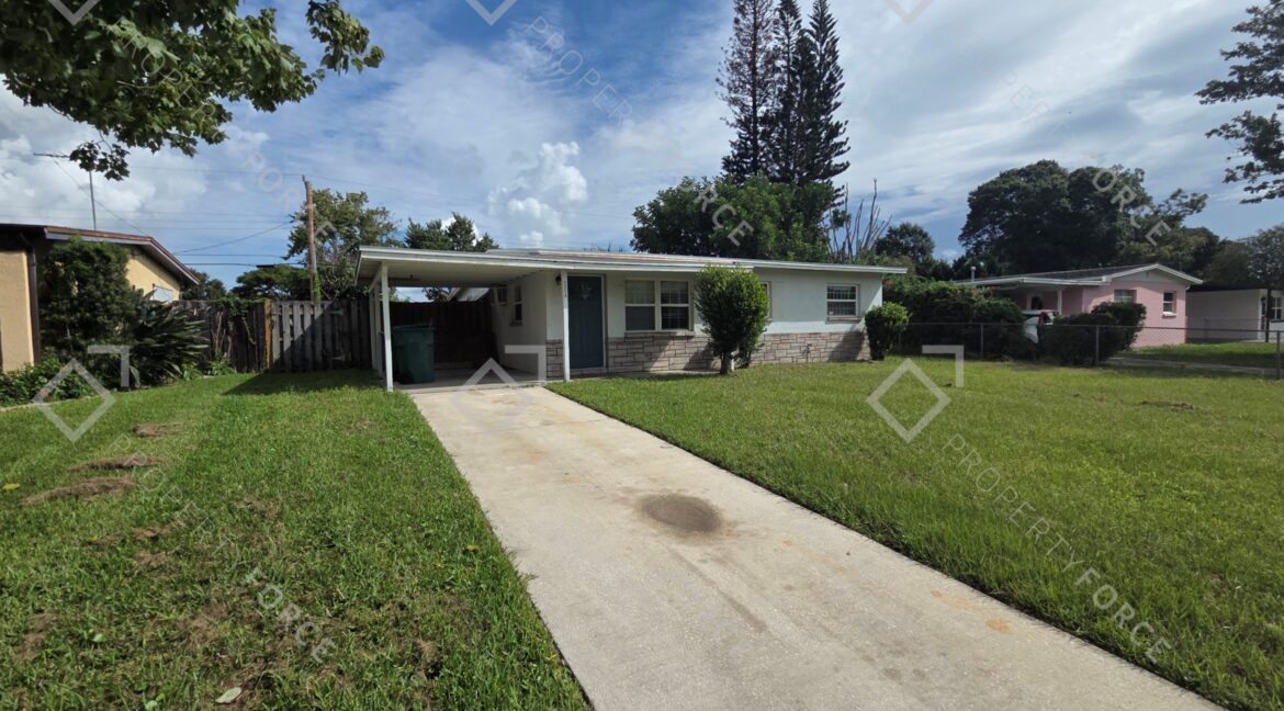 2224 Shelby Dr Melbourne, FL 32935 (62)
