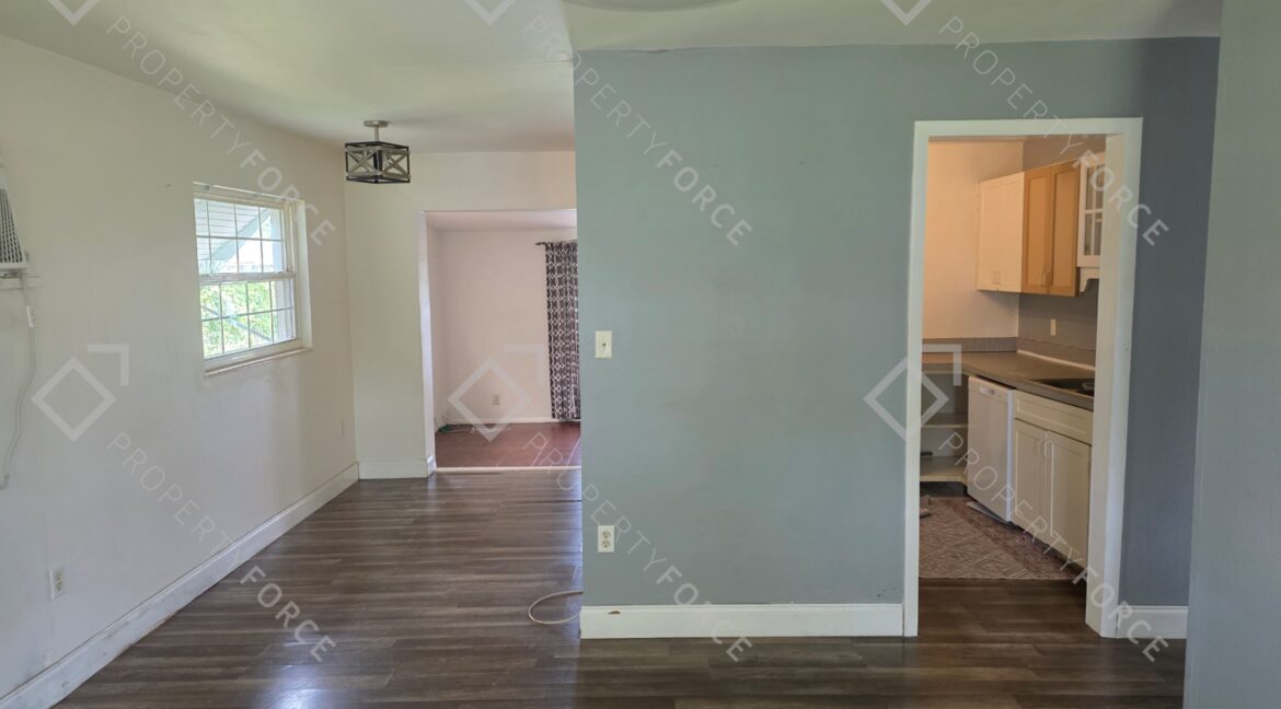2224 Shelby Dr Melbourne, FL 32935 (64)