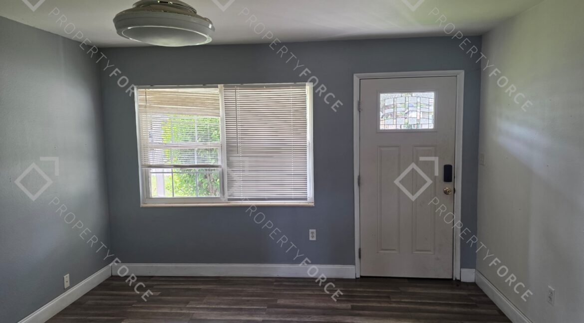 2224 Shelby Dr Melbourne, FL 32935 (66)