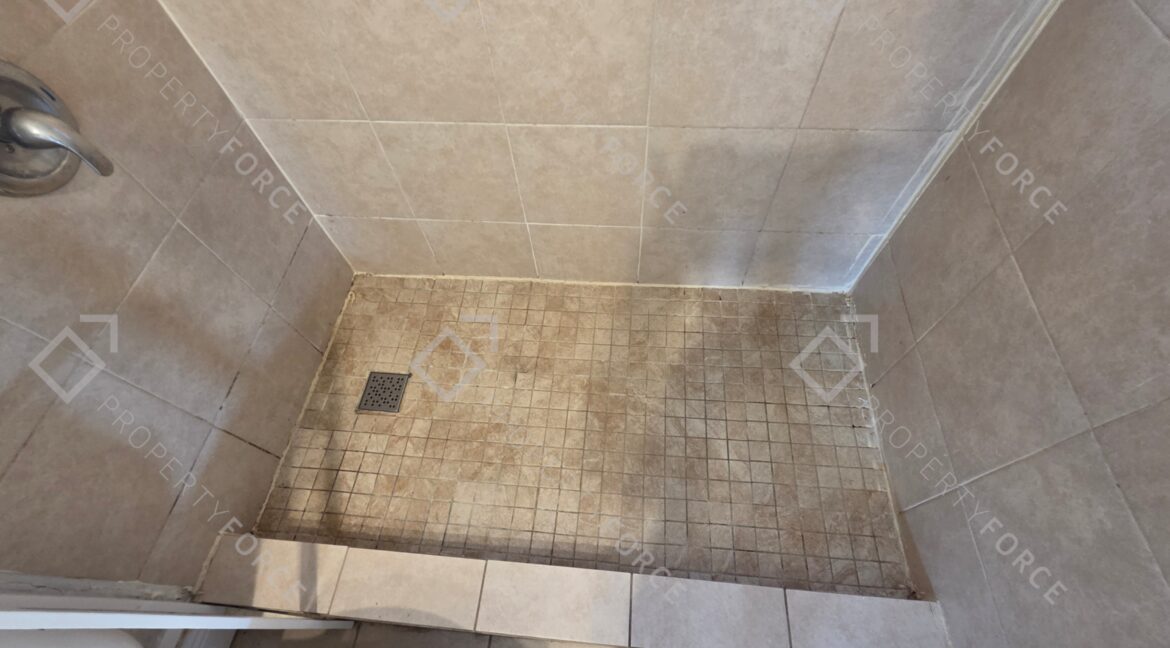 2224 Shelby Dr Melbourne, FL 32935 (84)